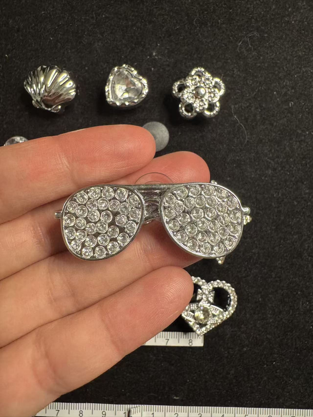 Silver Flowers Sunglasses & Chains Charms Set 11pcs Bundle