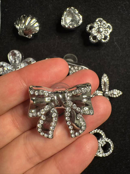 Silver Flowers Sunglasses & Chains Charms Set 11pcs Bundle